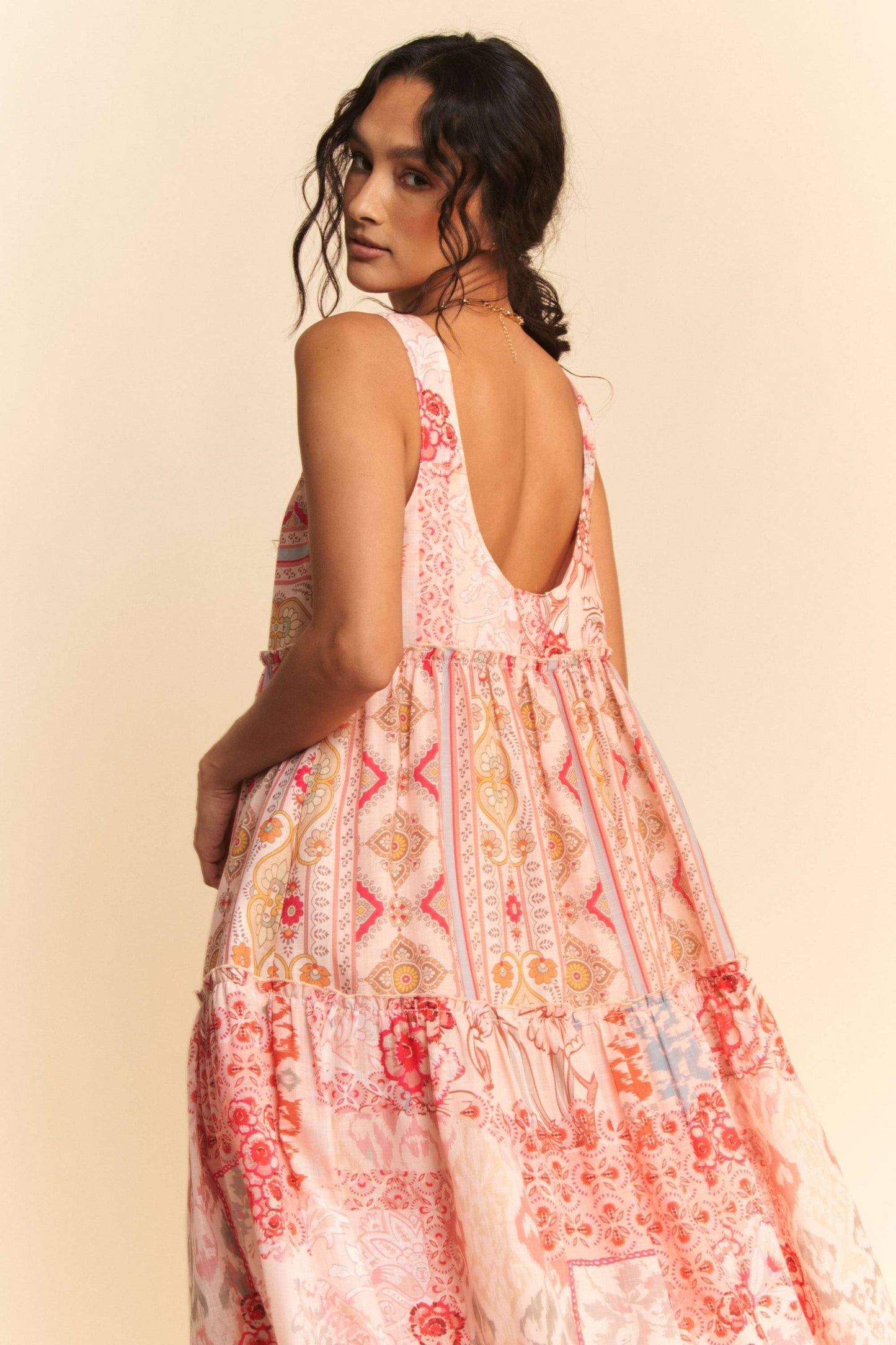 GEO FLORAL MIX SLEEVELESS TIRERED MAXI DRESS
