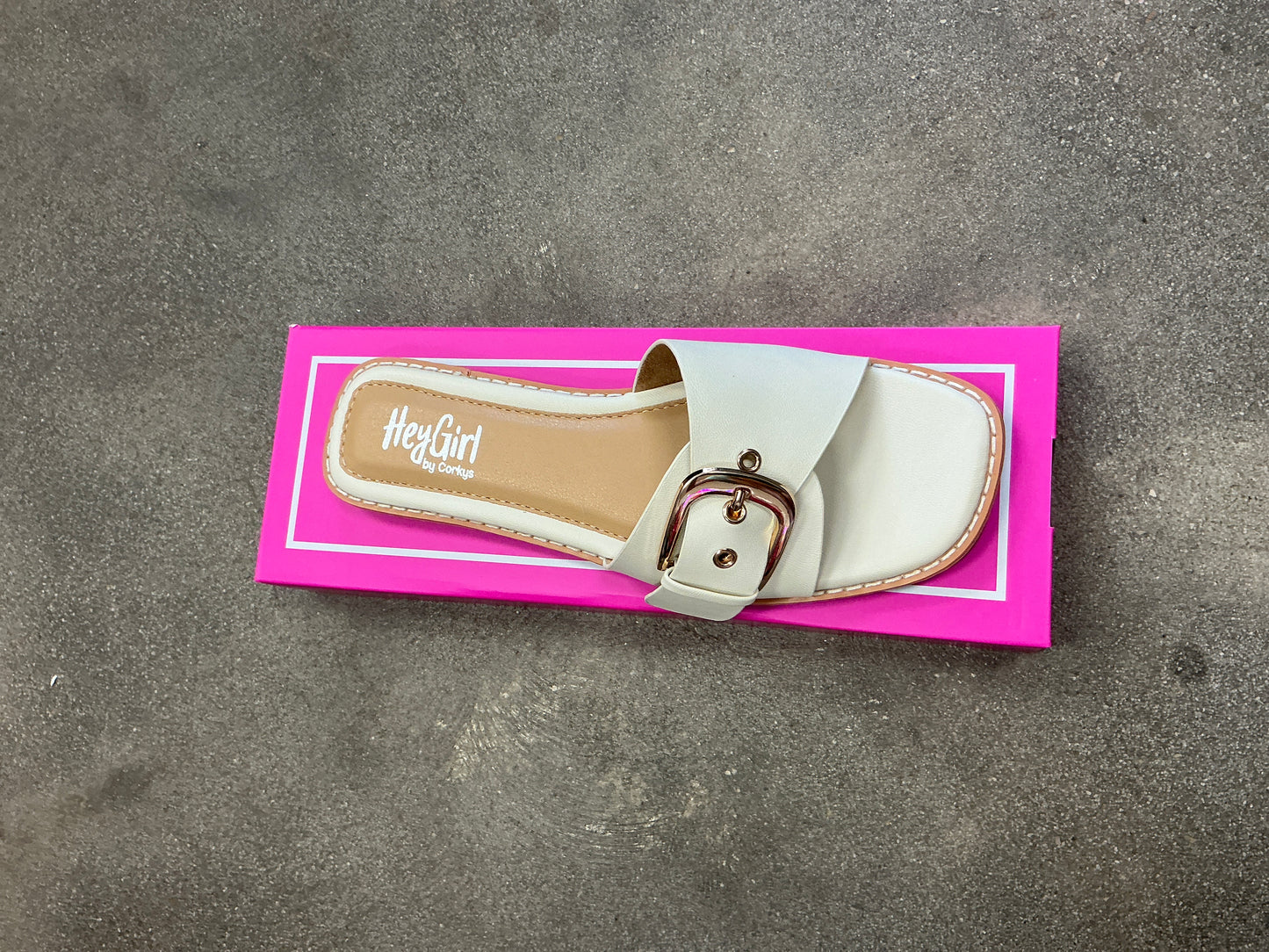 Cute Ivory Slip-On Flats