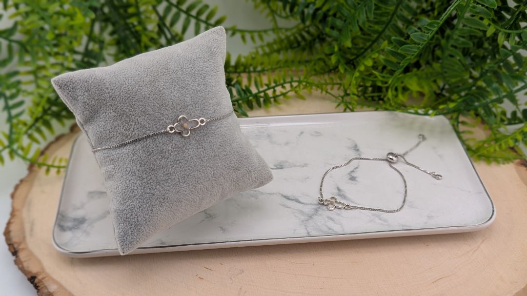 Simply SuSu Designs Mustard Seed slider chain bracelet
