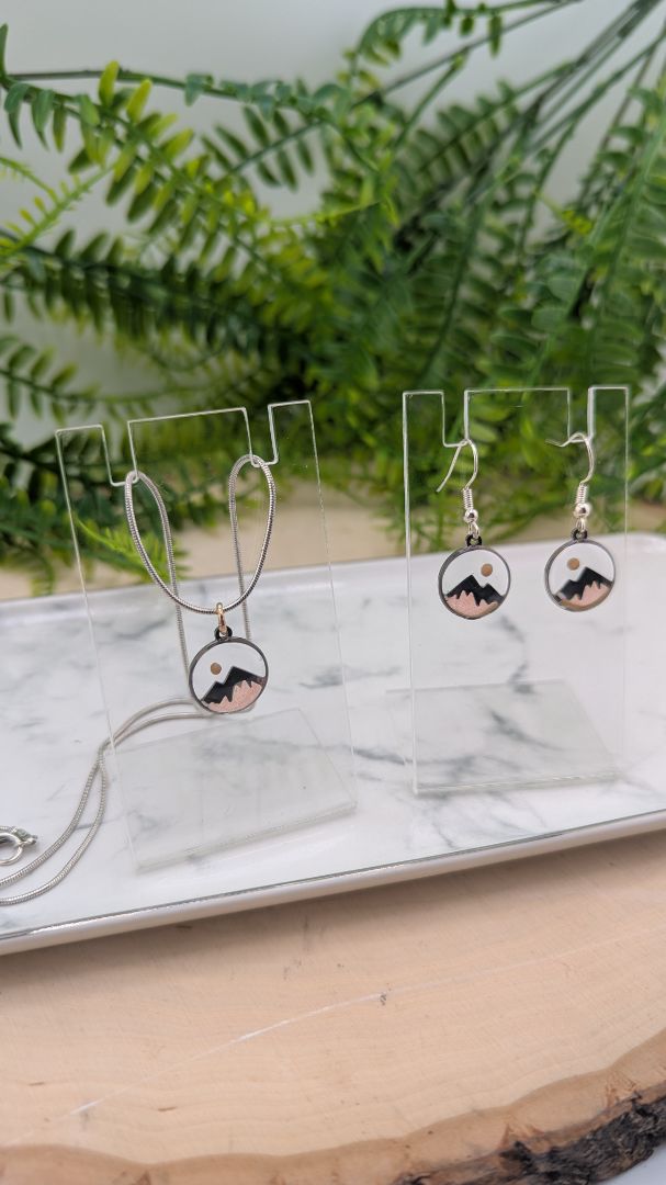 Simply SuSu Designs Mustard Seed and mountain jewelry set