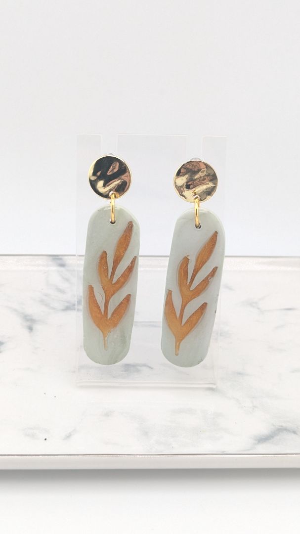 Simply SuSu Designs Embossed leaf in clay earrings