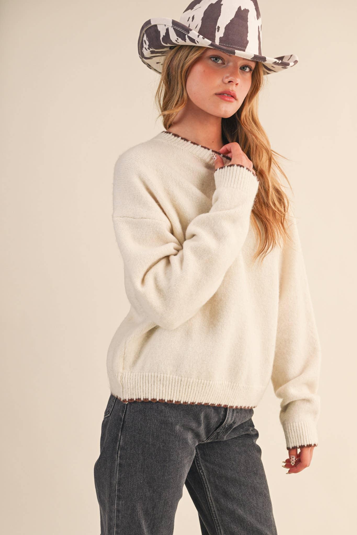 &MERCI - CONTRAST KNIT SCALLOPED EDGE SWEATER MSW11114