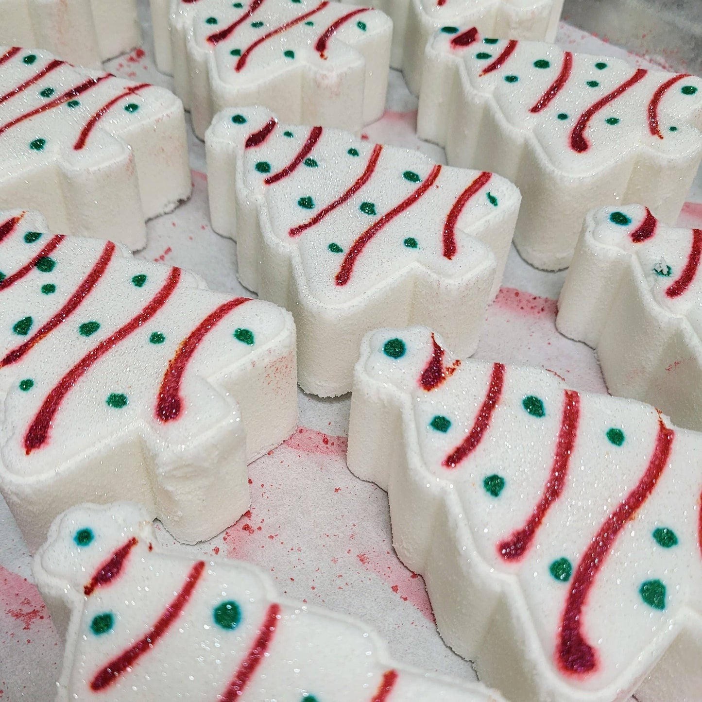 Essentially NOLA Soap Works - Deck the Tubs with Little Debbie Christmas Tree Bath Bombs