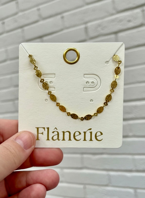 Flanerie Bise Classic 18K Oval Necklace