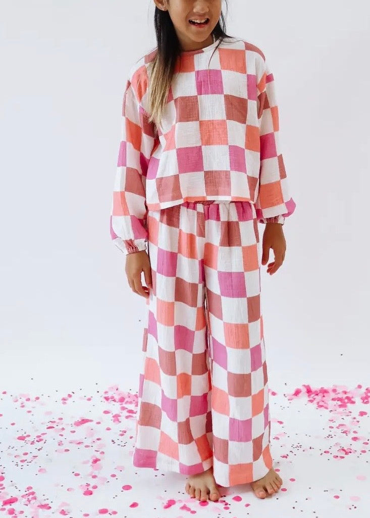 The Shimmer Shack Minimalist Folk Check Set