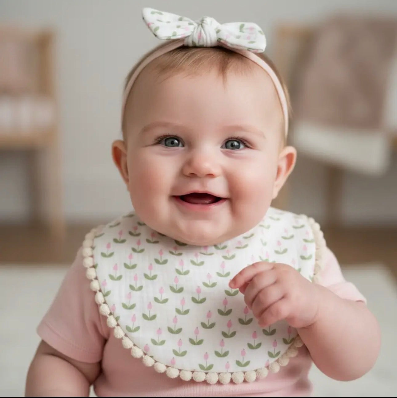 The Shimmer Shack Tulip Bib & Bow Sets