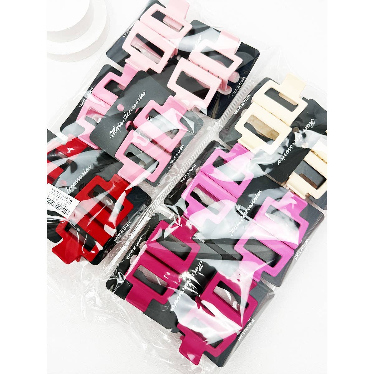 Love and Repeat - Pink Tone Matte Color Rectangle Medium Hair Clip