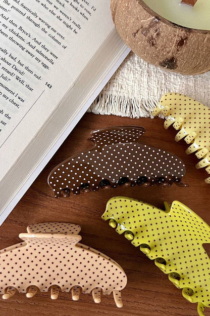 Soli Echo - Polka Dot Hair Claw Clip