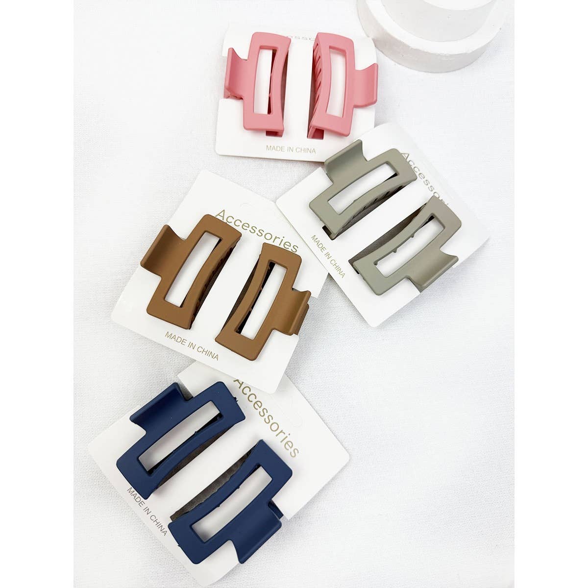 DUO Small Cut Out Rectangle Hair Claw