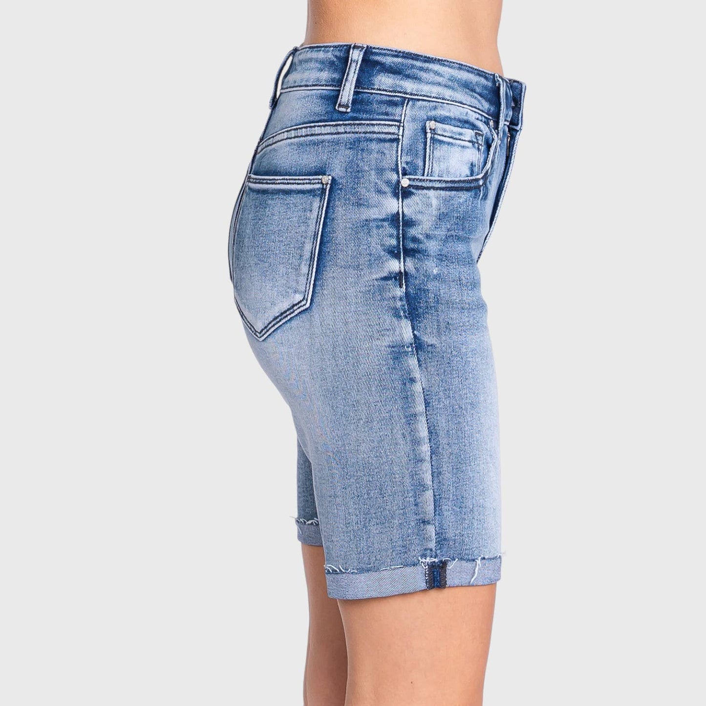 Petra153 - P1032R-MD HIGH RISE BERMUDA W/ CUFFED HEM