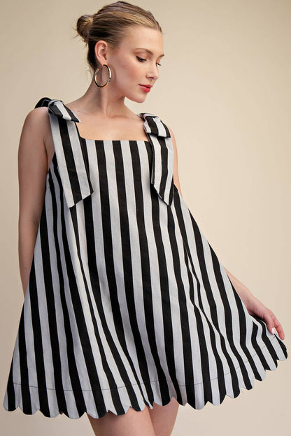 Glam - Scoop Neck Bow Shoulder Scallop Mini Dress