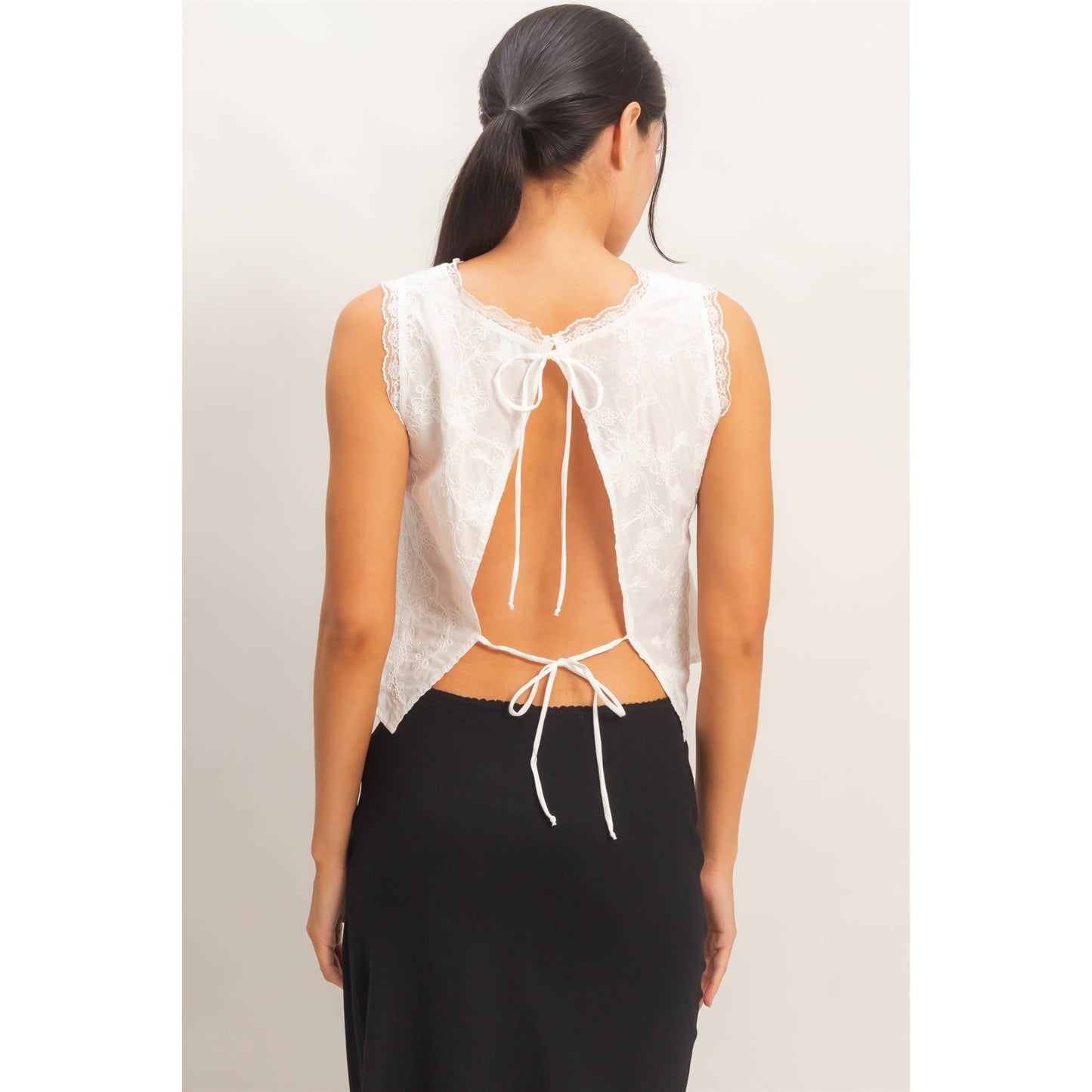 HYFVE - V-Neck Floral Lace Trim Top