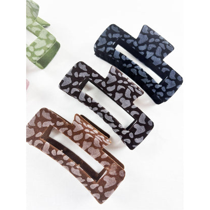 Love and Repeat - Leopard Flocked Velvet Rectangle Claw Clip
