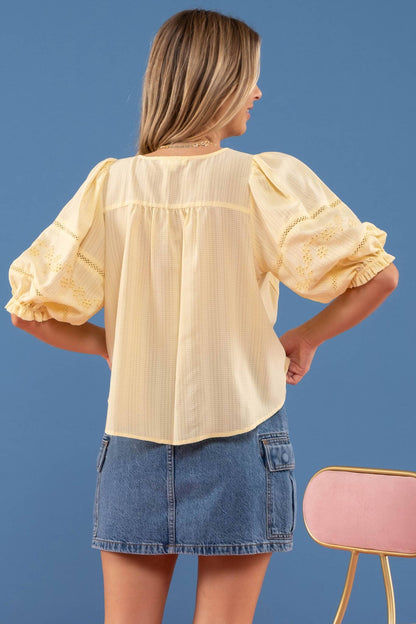 EYELET BUTTON UP TOP