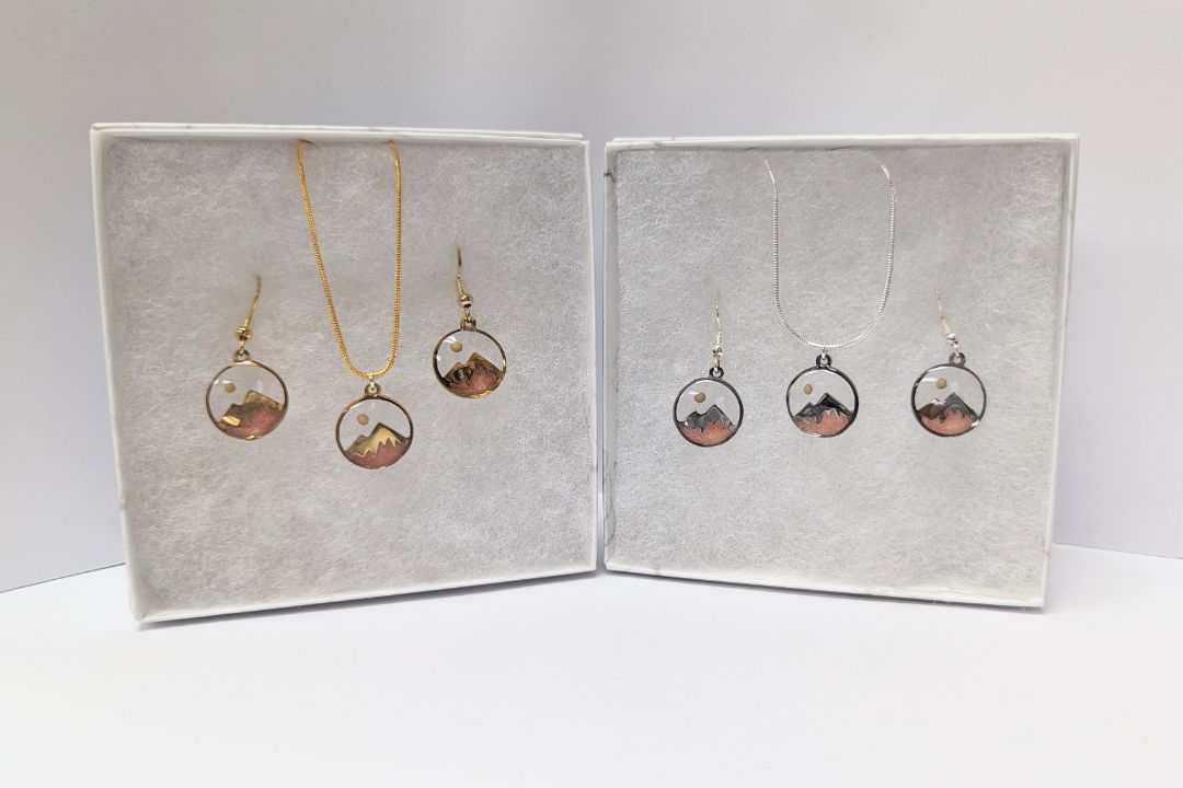 Simply SuSu Designs Mustard seed in mountain jewelry set