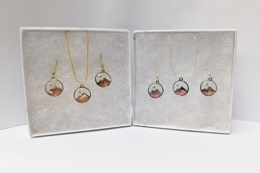 Simply SuSu Designs Mustard seed in mountain jewelry set