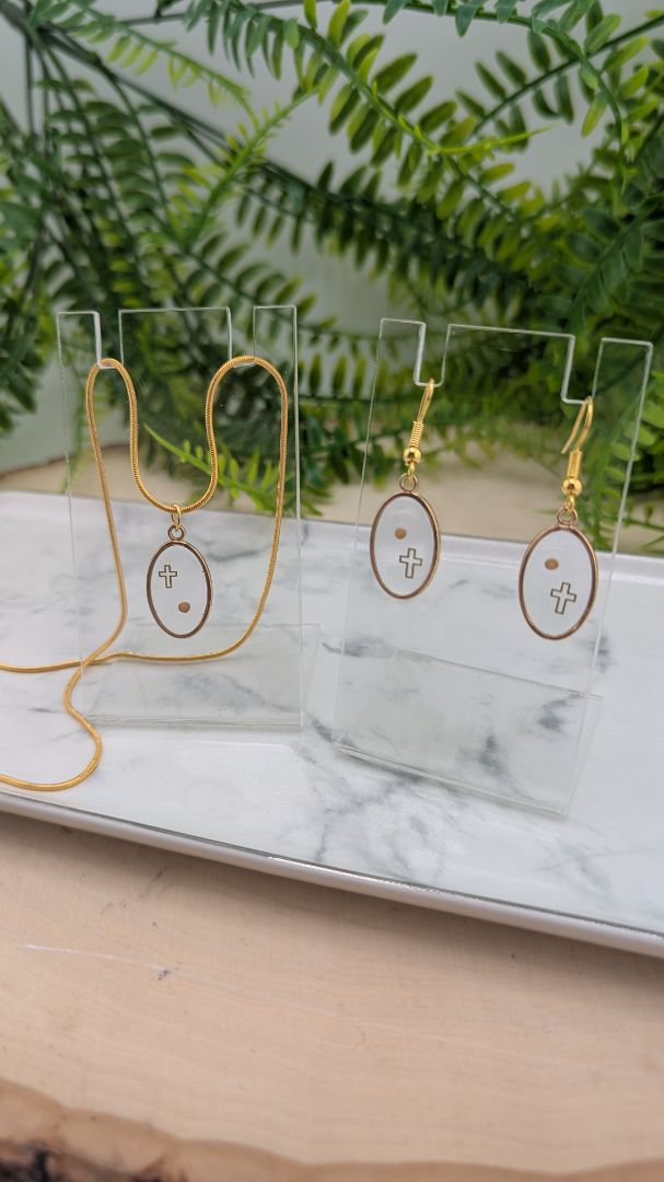 Simply SuSu Designs Mustard Seed and Cross Jewelry set