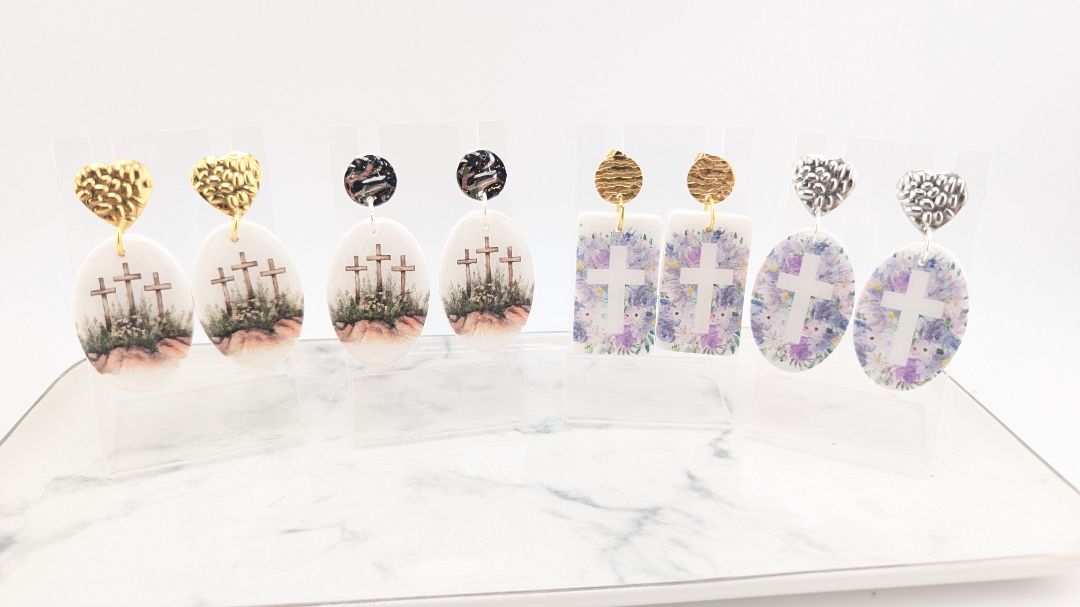 Simply SuSu Designs Easter earrings