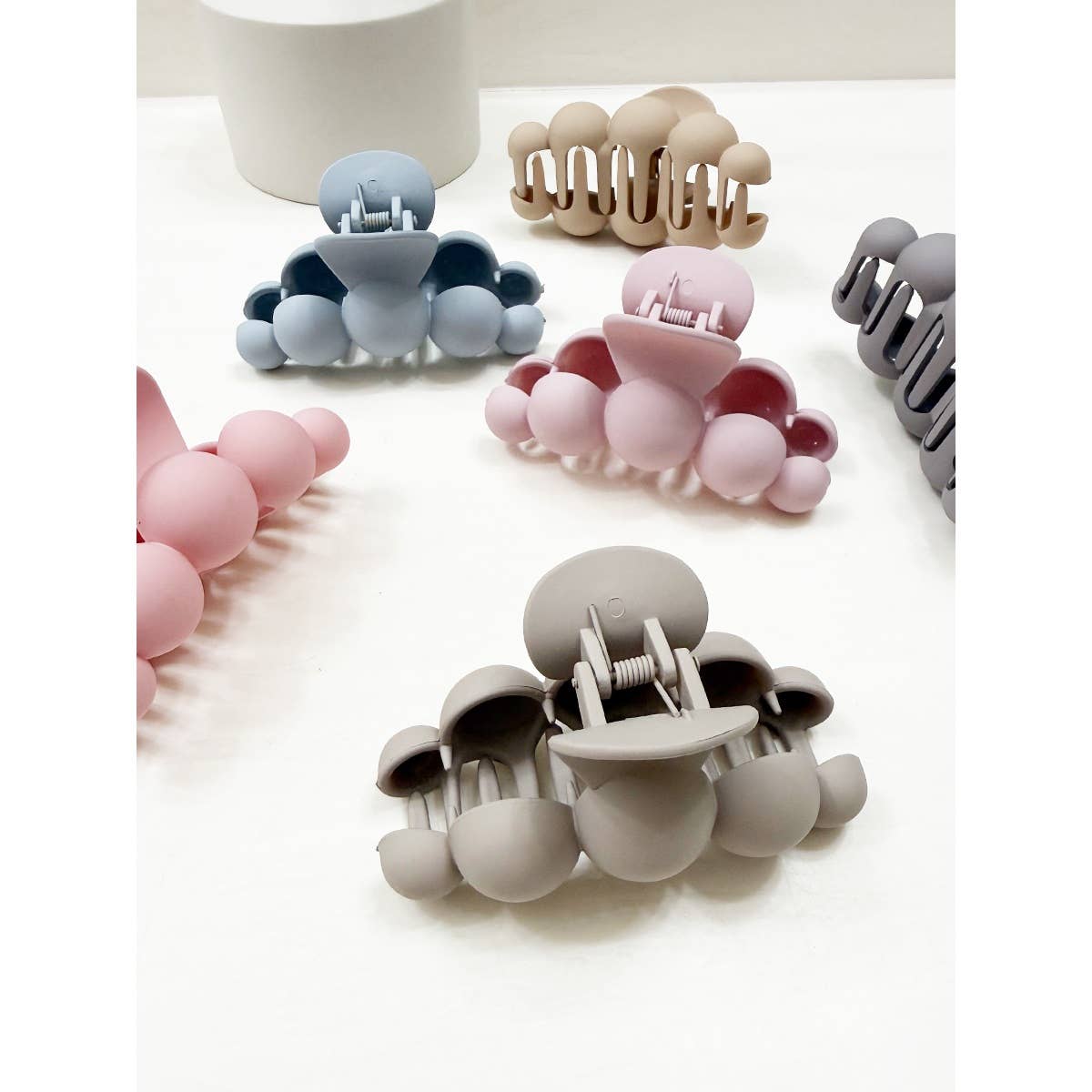 Soft Matt Bubble Pearl Hair Claw Clips