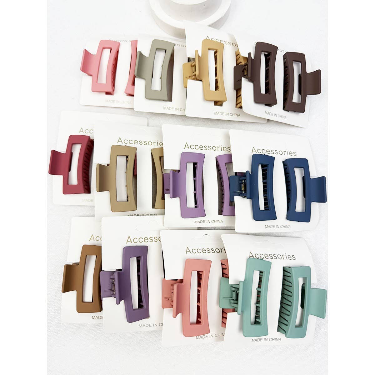 DUO Small Cut Out Rectangle Hair Claw