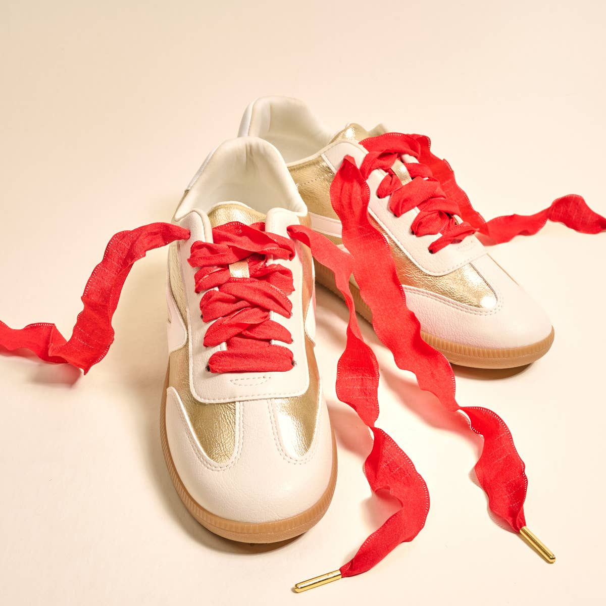 The Darling Effect - Step It Up Shoelaces–Frilly Red