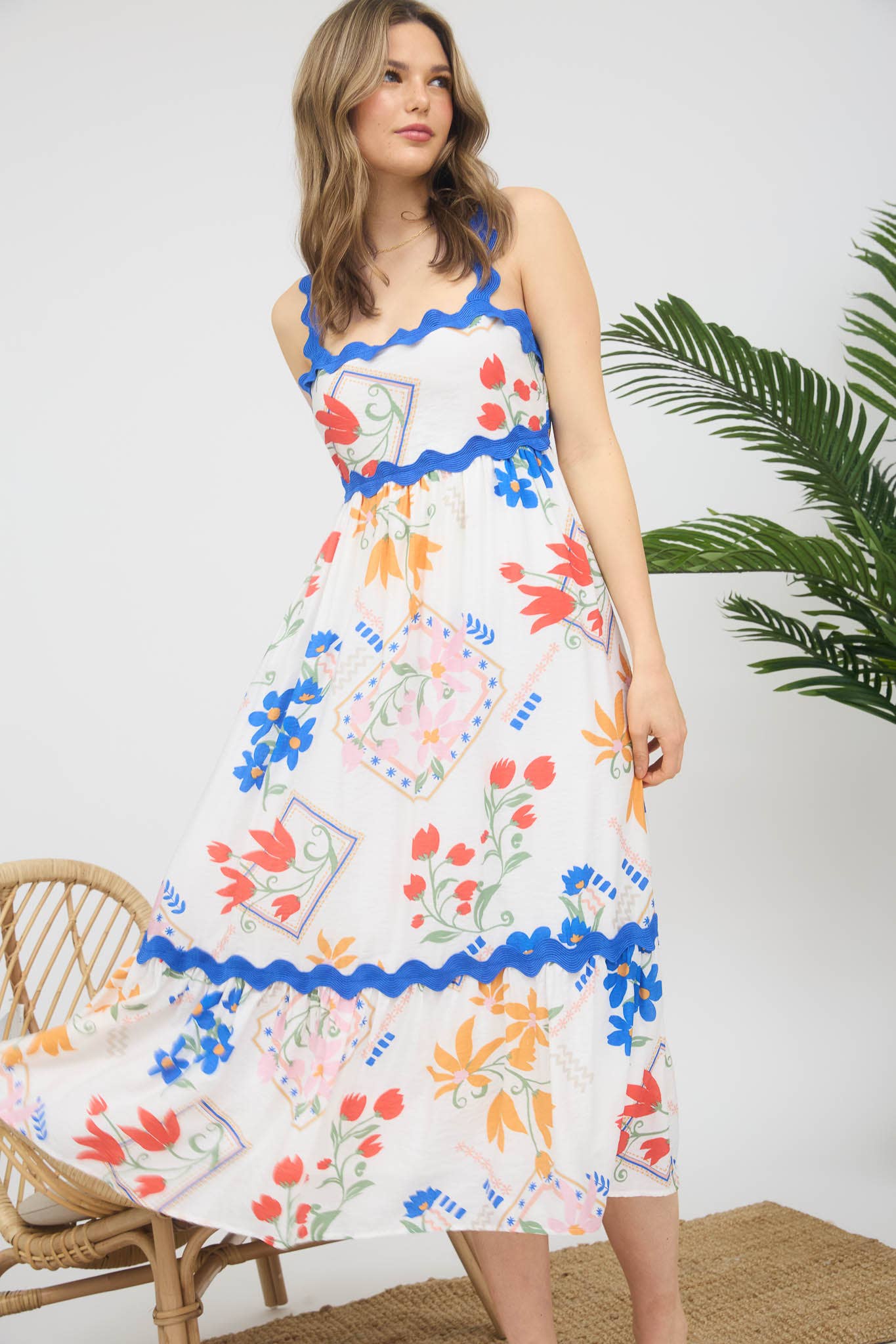 FLORAL PATTERN WAVY DETAIL SLEEVELESS MIDI DRESS