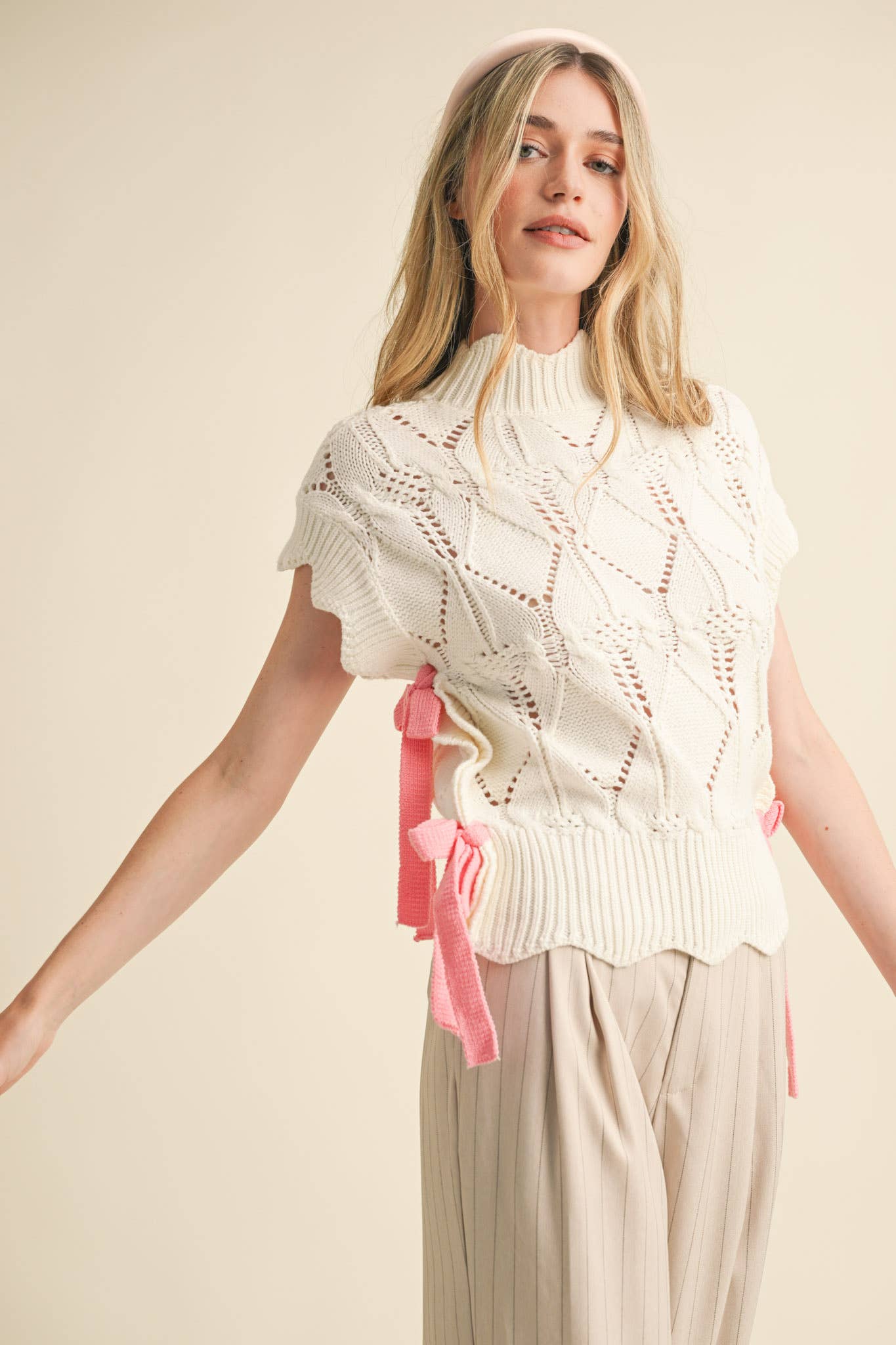 &MERCI - MOCK NECK CROPPED SWEATER VEST MSW2133