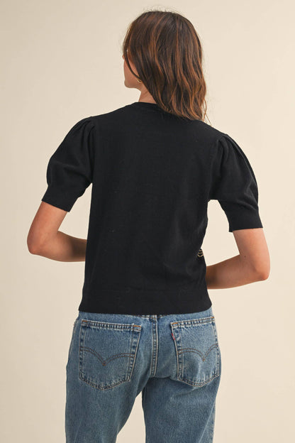 SHORT PUFF SLEEVE EMBROIDERY FRONT SWEATER