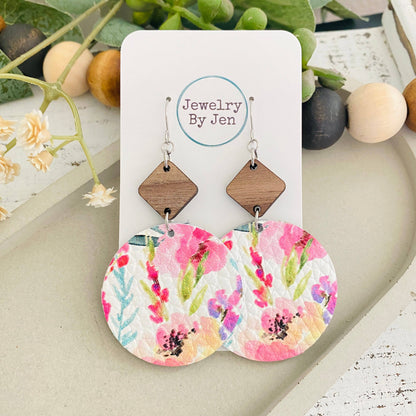 Walnut Diamond w/Watercolor Peonies & Roses Circle