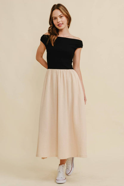 Cloud Ten - CD17609 - OFF SHOULDER CONTRAST MAXI DRESS