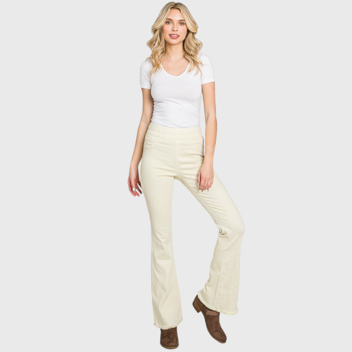 Petra153 - (PETITE) PZ772HF-BE HIGH RISE PULL-ON BOOTCUT W/ FRAYED HEM