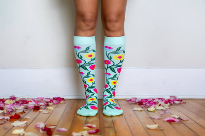 Compression Socks (15-20mmHg) - Flowering Vines - Pale Green