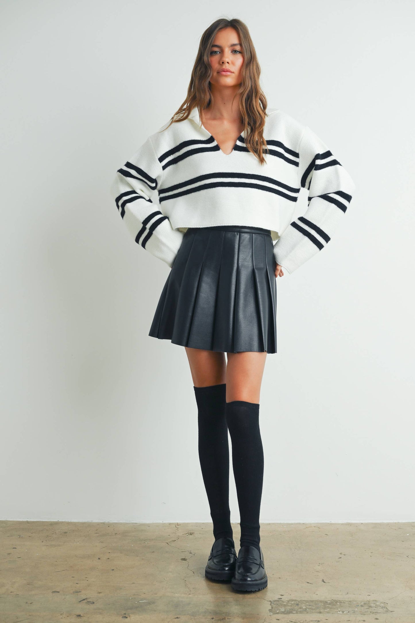 BUTTERMELON - Stripe Crop Collar Sweater Top - BMW7393