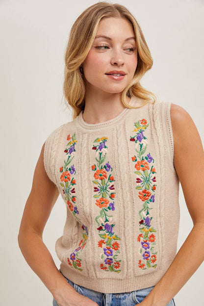 EMBROIDERED SLEEVELESS KNIT TANK TOP
