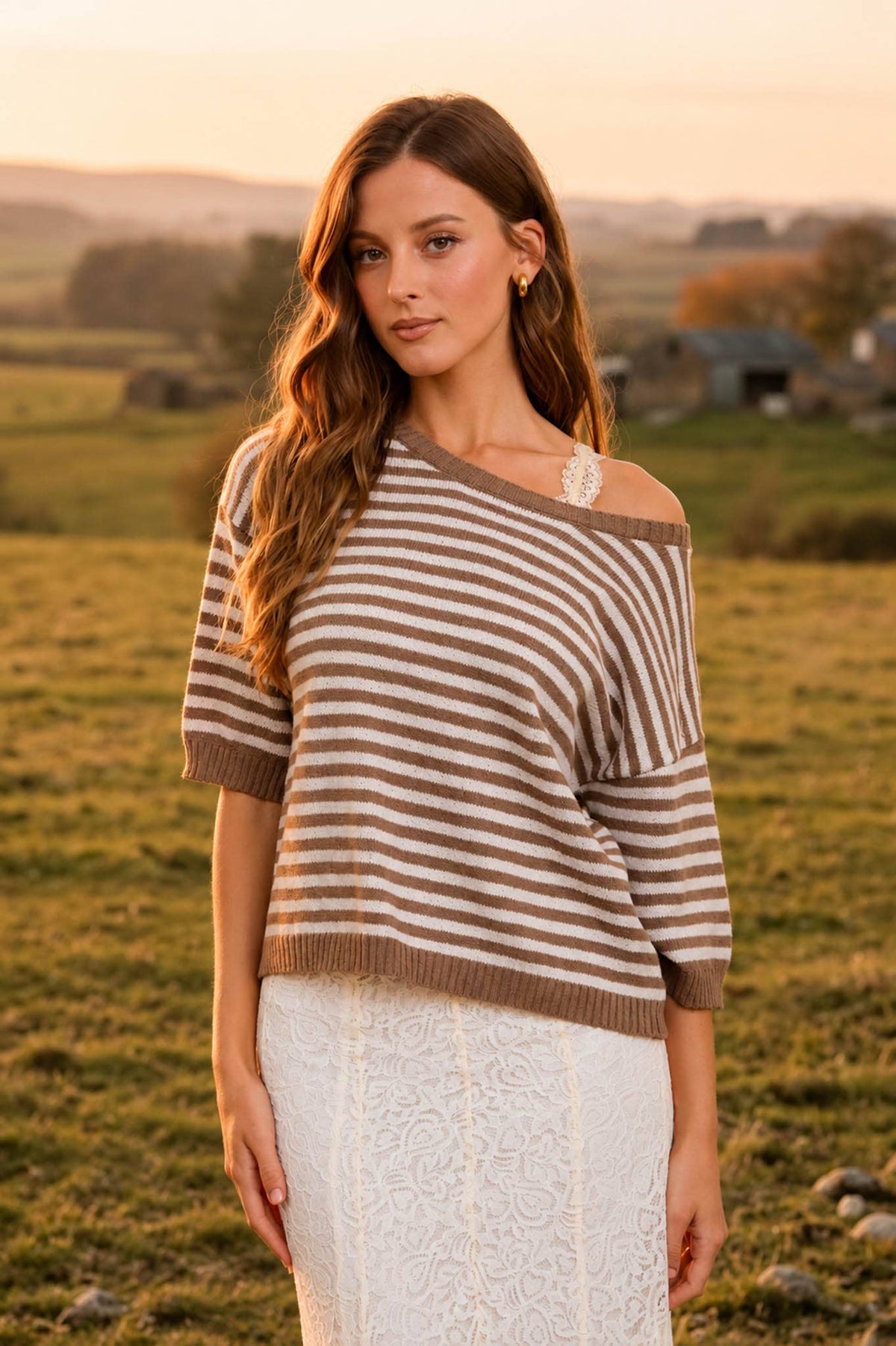 STRIPE CONTRAST TRIM SHORT SLEEVE KNIT SWEATER