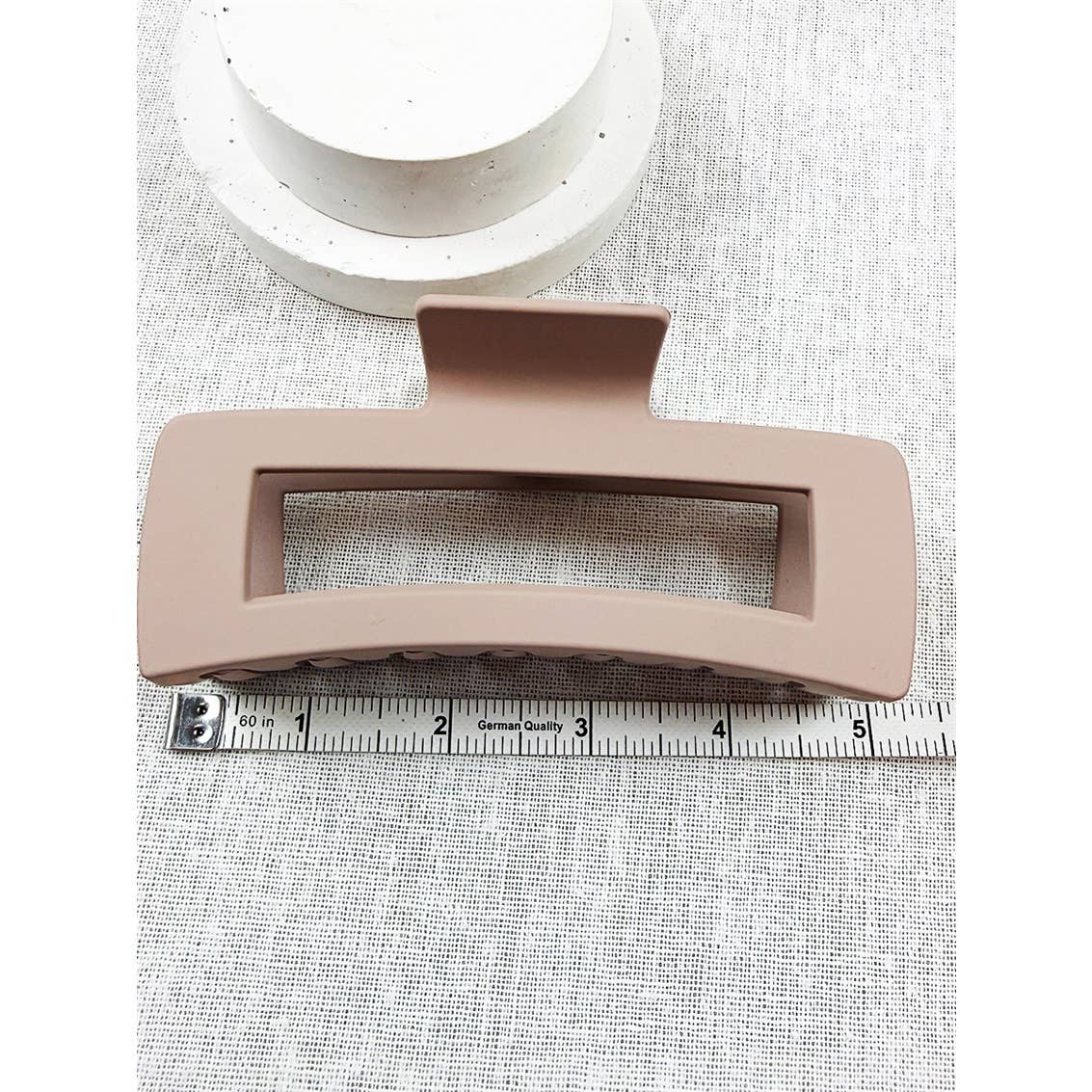 Love and Repeat - Matte Jumbo Cut Out Rectangle Hair Claw