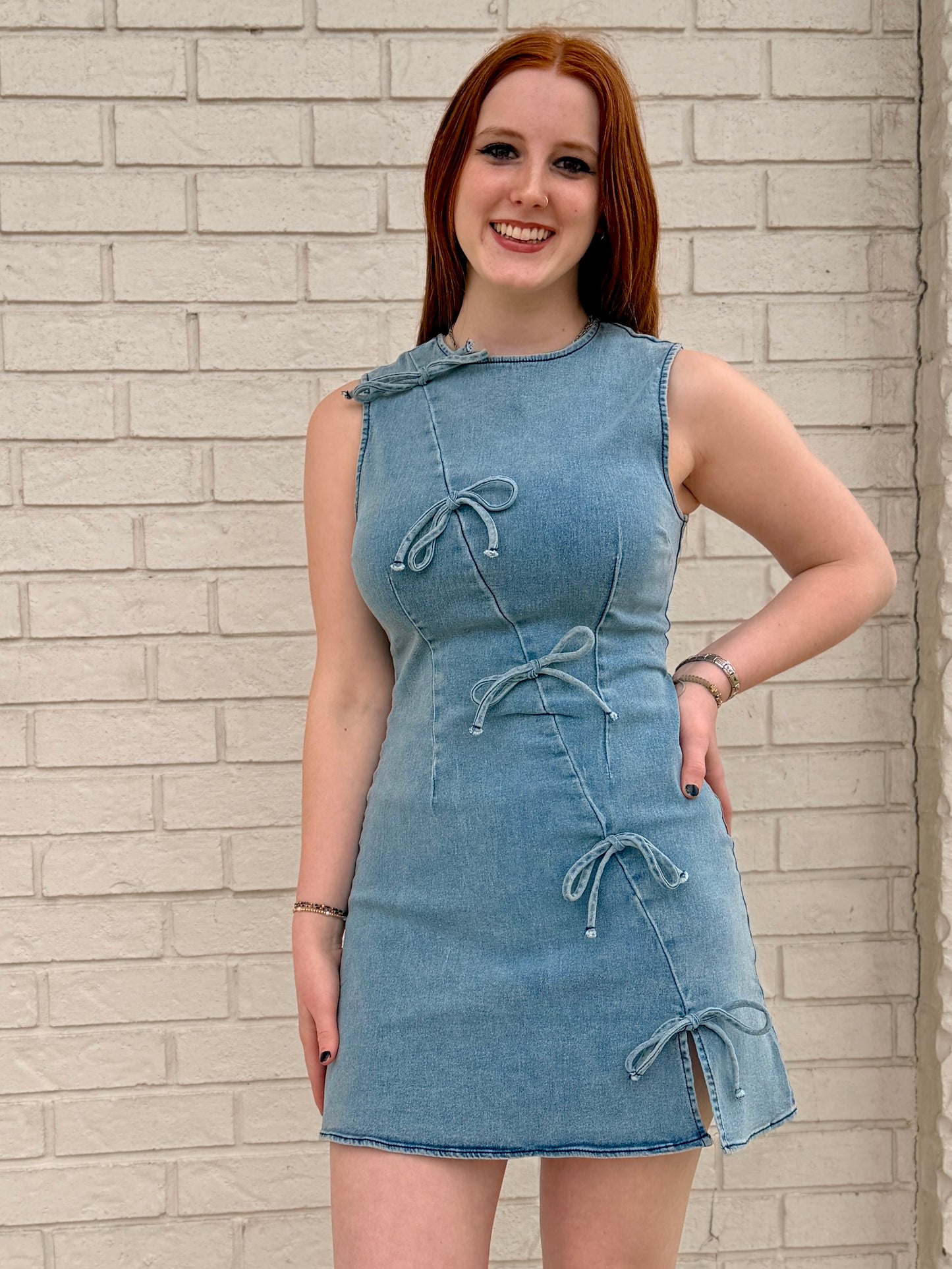 Ribbon detailed mini dress