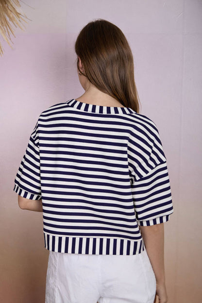 STRIPE PATTERN SHORT SLEEVE BUTTON DOWN KNIT TOP