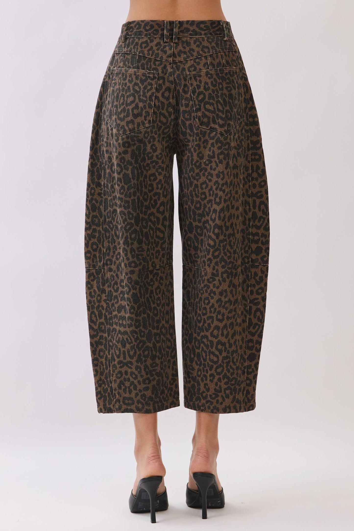 TCEC - CP10392-Leopard Print Barrel Leg Pants