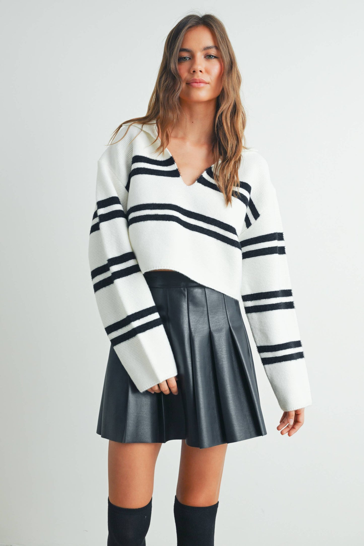 BUTTERMELON - Stripe Crop Collar Sweater Top - BMW7393