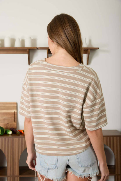 STRIPE SHORT SLEEVE BOXY HENLEY KNIT TOP