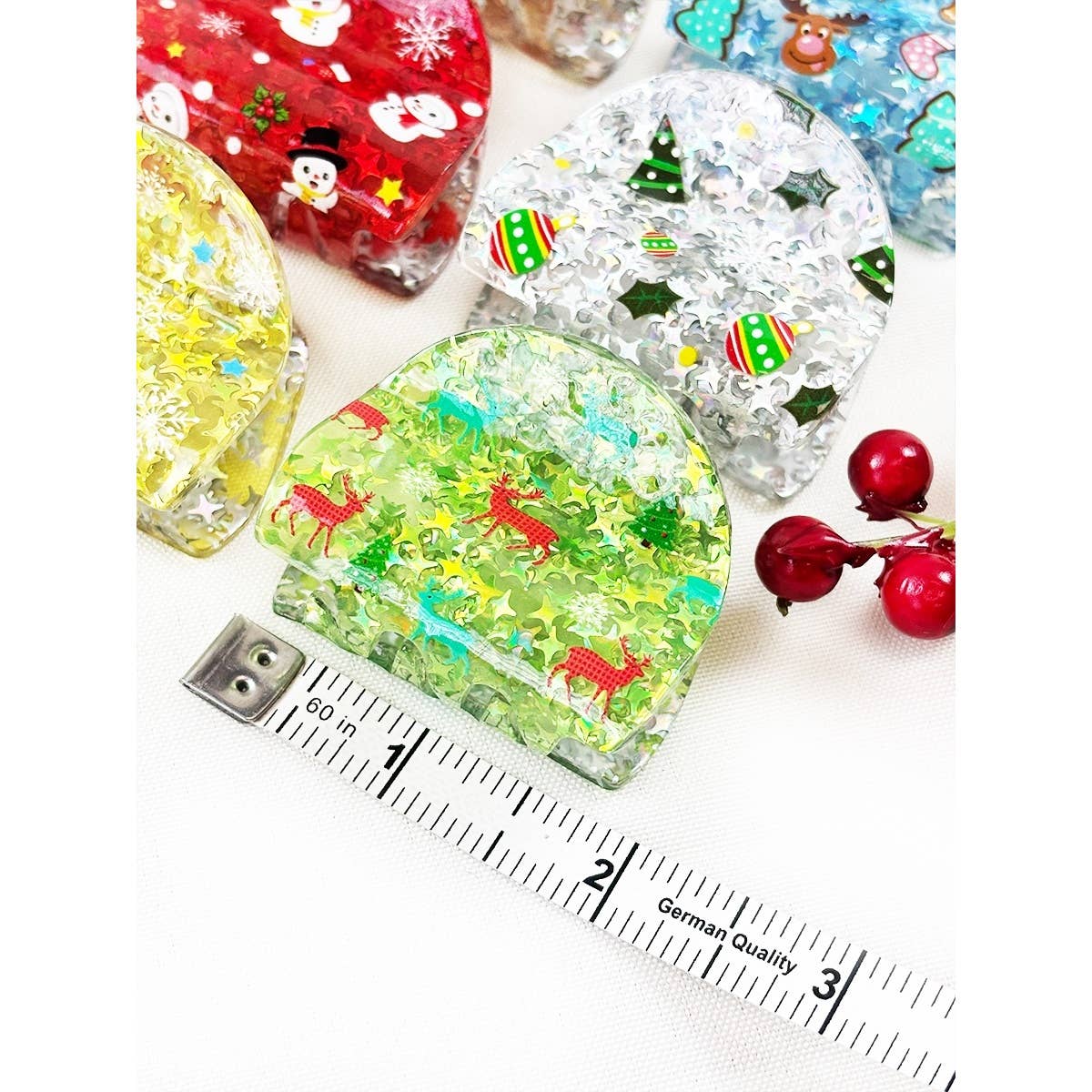 Love and Repeat - Christmas Prints on Glitter Mini Hair Claw Clip
