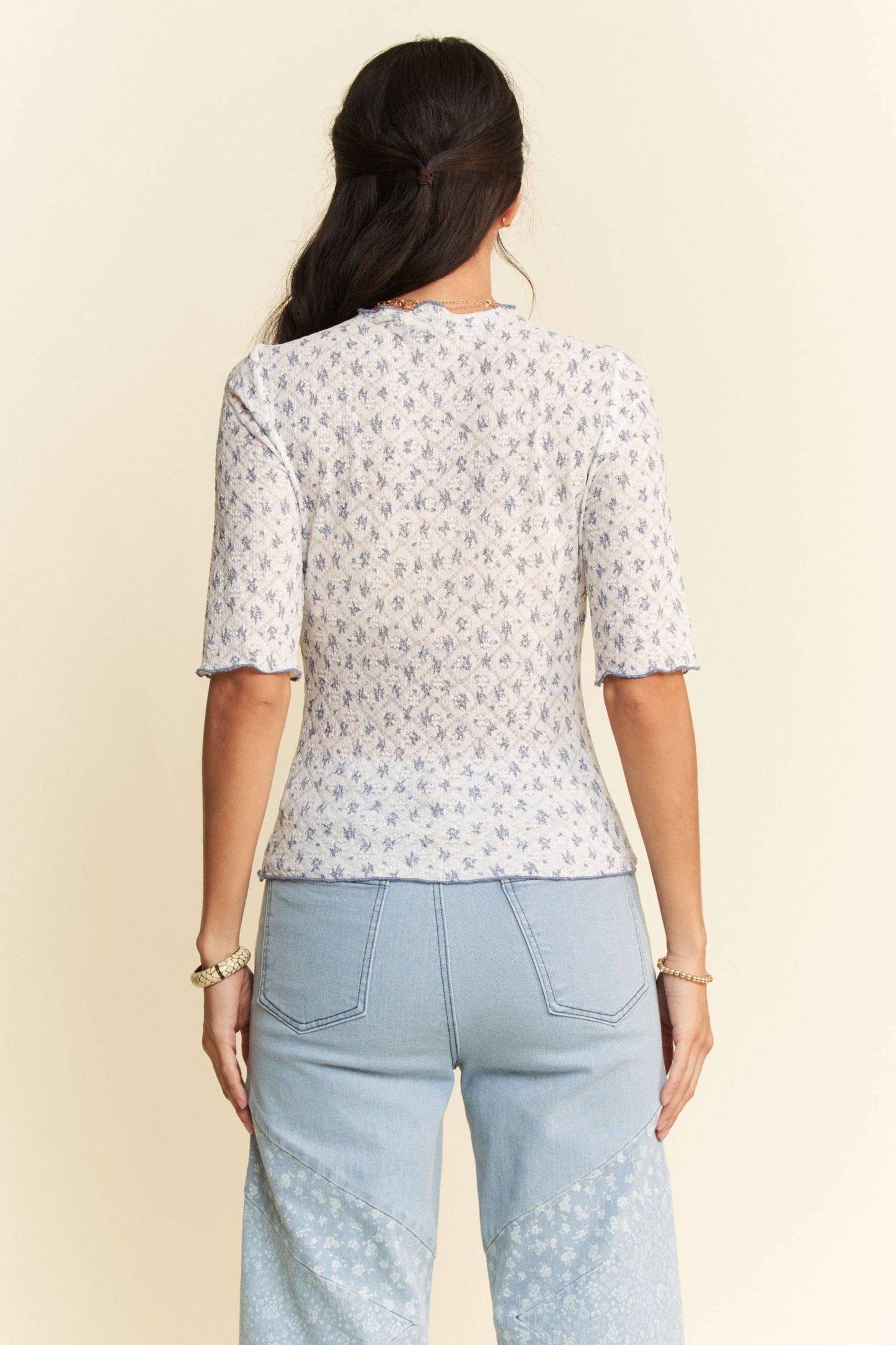 Davi & Dani - PLUS LACE STRETCH FLORAL MARROW EDGE KNIT TOP