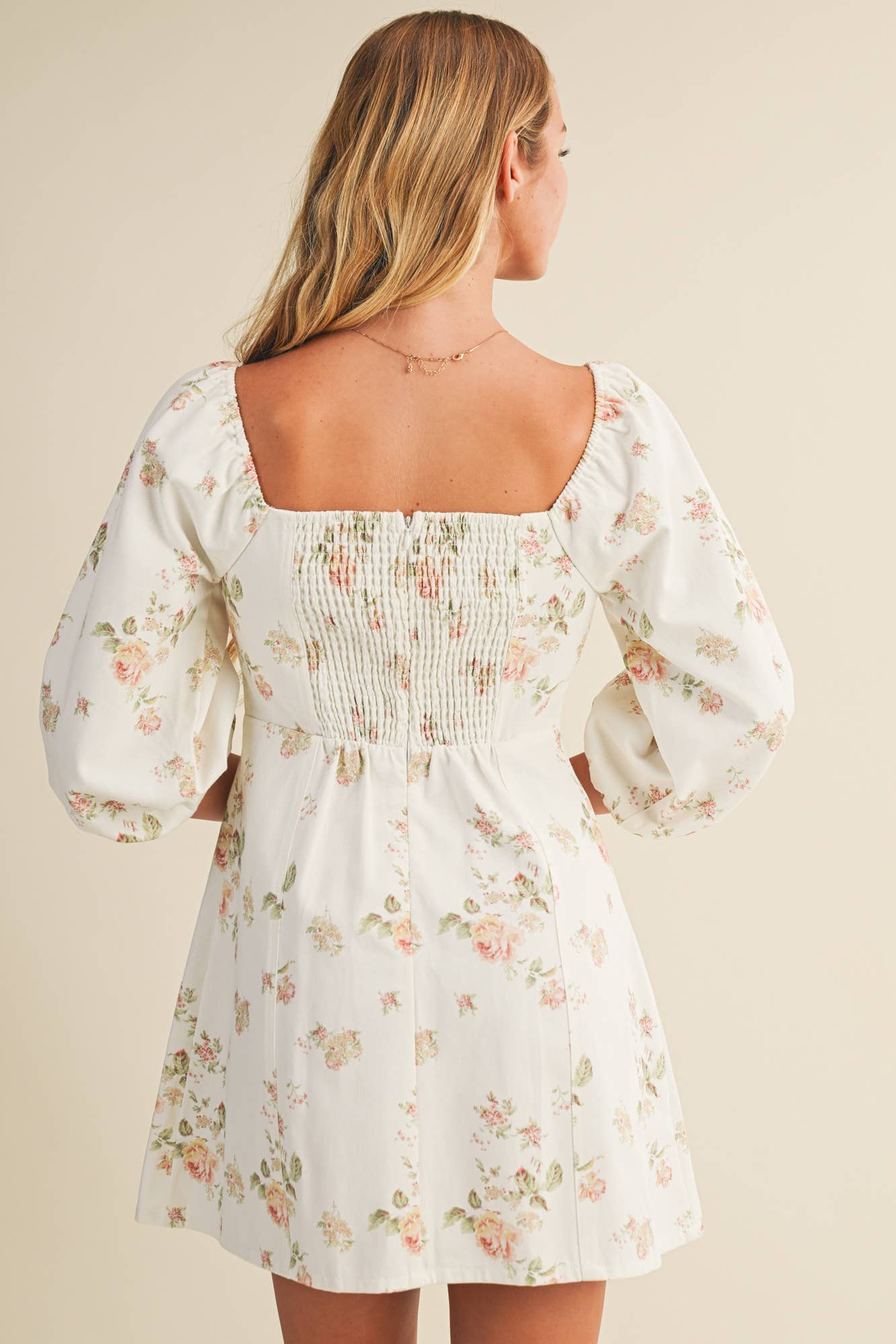 PRINCESS LINE PUFF SLEEVE DRESS
