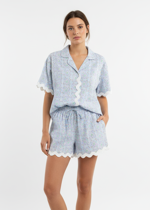 Light blue Shirt/Short set Entro
