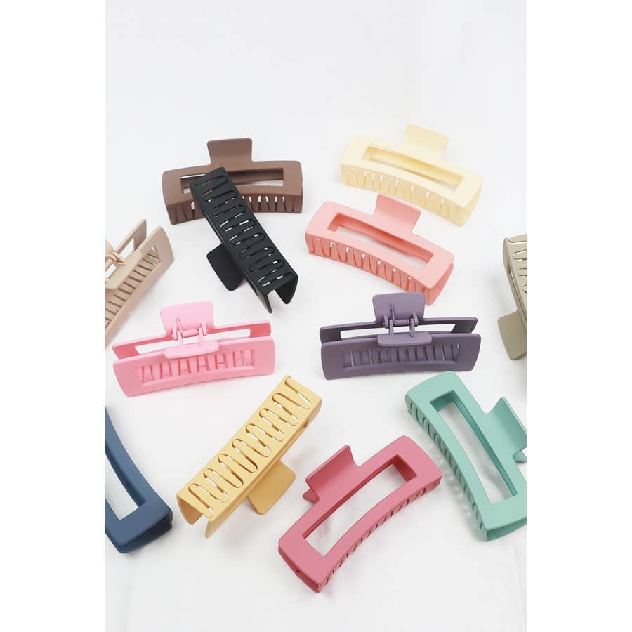 Love and Repeat - Matte Jumbo Cut Out Rectangle Hair Claw