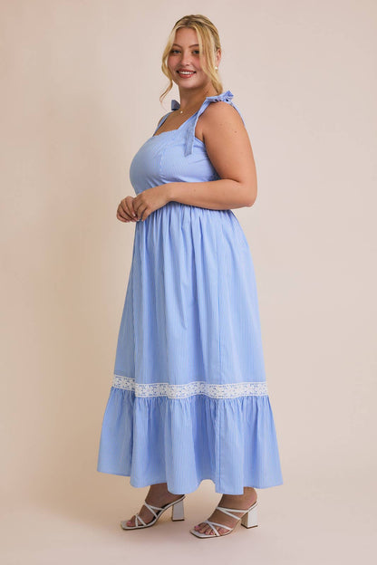 GILLI - PLUS SQUARE NECK TIE STRAP LACE TIRM STRIPE DRESS