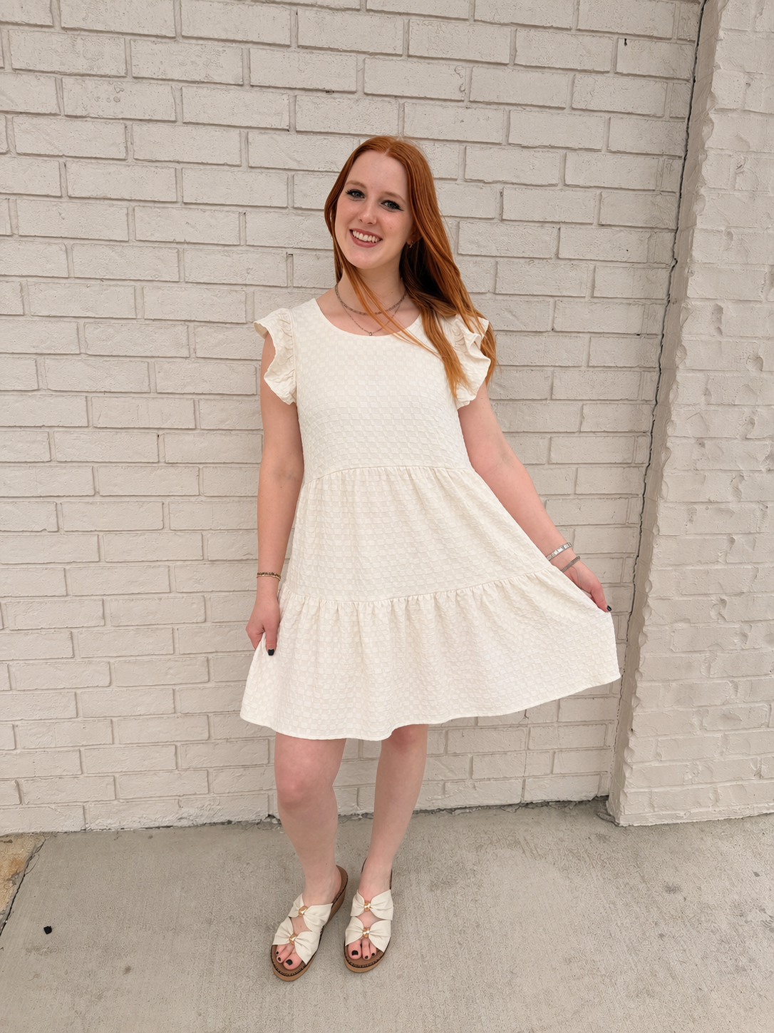 Texture Jacquard round neck tiered dress with back button