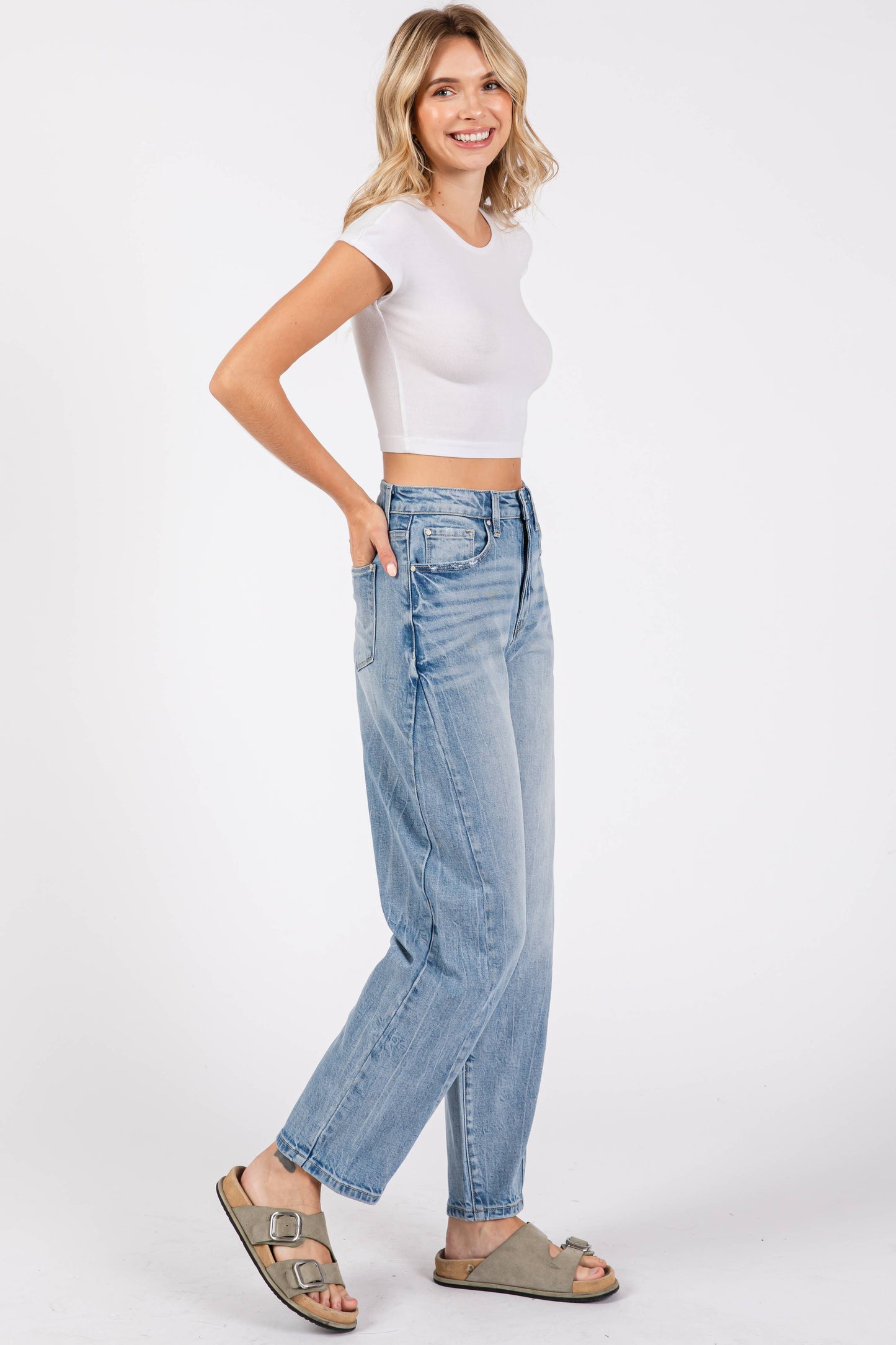 Petra SIDE SEAM DETAILING HIGH RISE COMFORT BARREL JEANS
