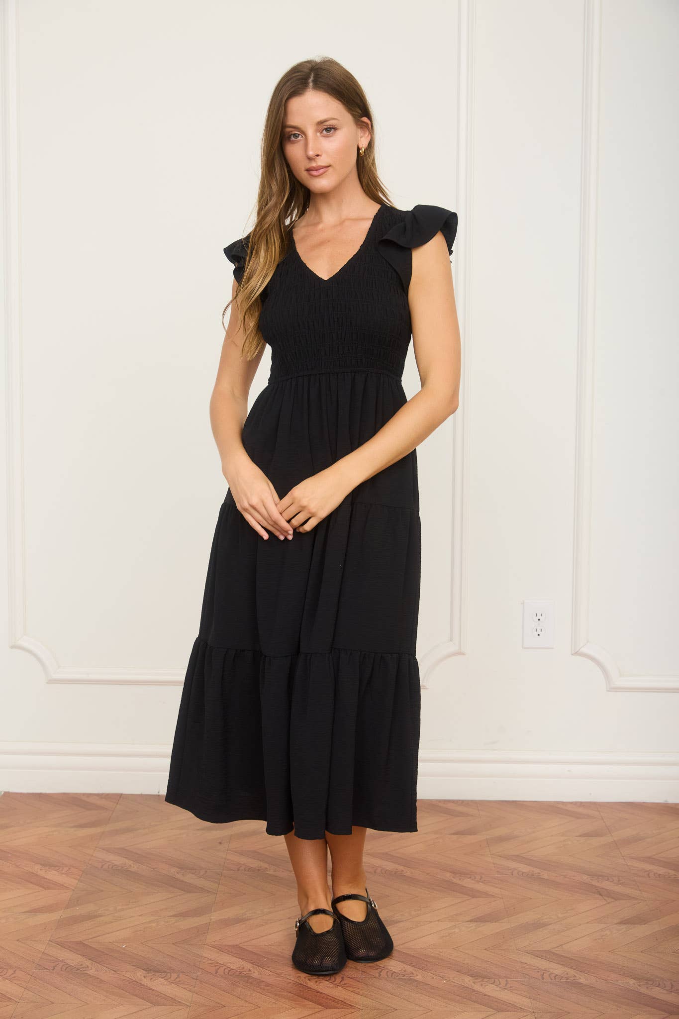 Blu Pepper - FLUTTER SLEEVE V NECK SMOCKED MIDI DRESS